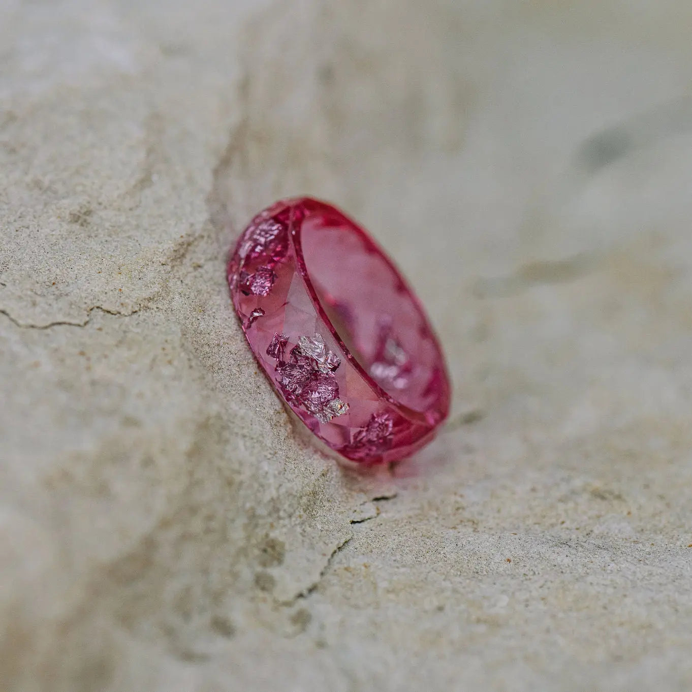 Add a Touch of Variety with Our Ladies Resin Rings with Flower Inlays