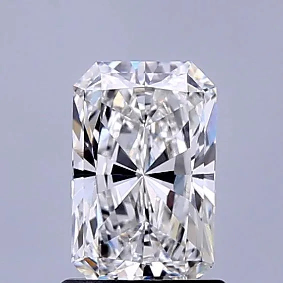 1.22ct Radiant Lab Grown Diamond (Colour E, Clarity VVS2, IGI Certified)