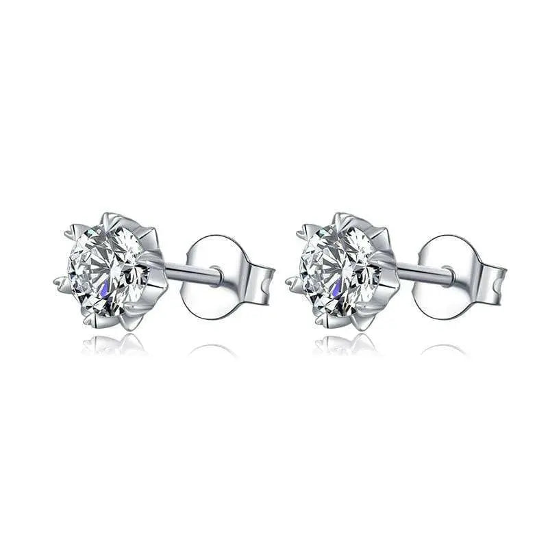 0.5ct Moissanite Heart Earrings