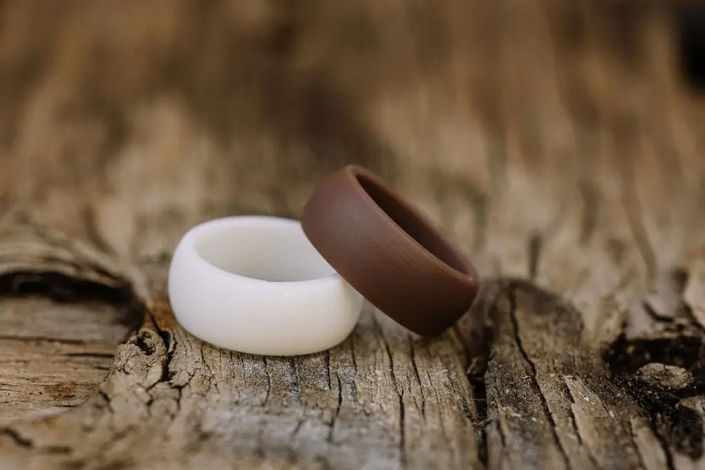 white and brown silicone rings
