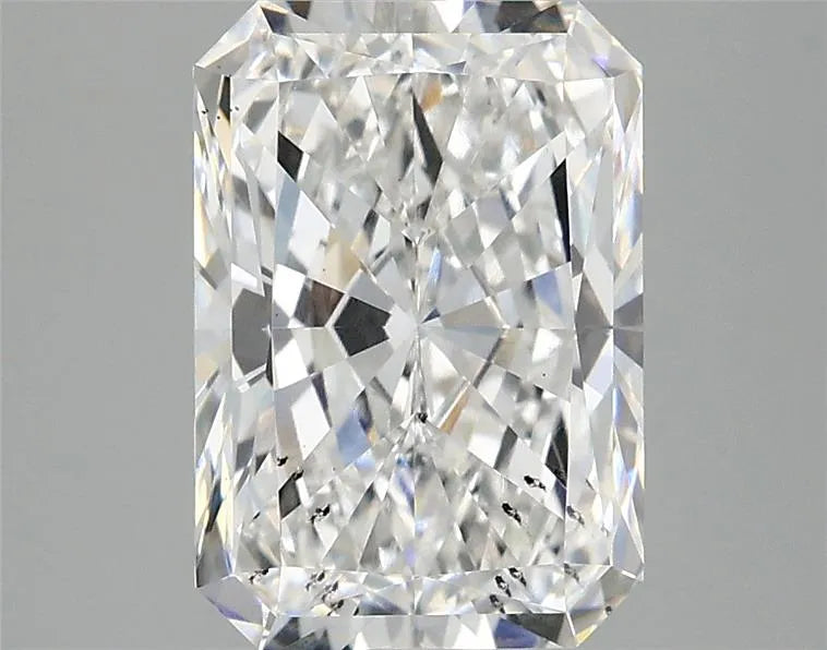 3.01ct Radiant Lab Grown Diamond (Colour E, Clarity SI1, IGI Certified)