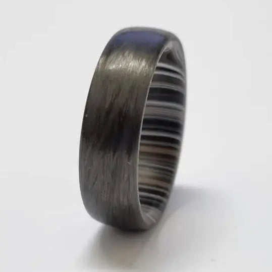 6mm Carbon Fibre Ring with Fordite Inner band